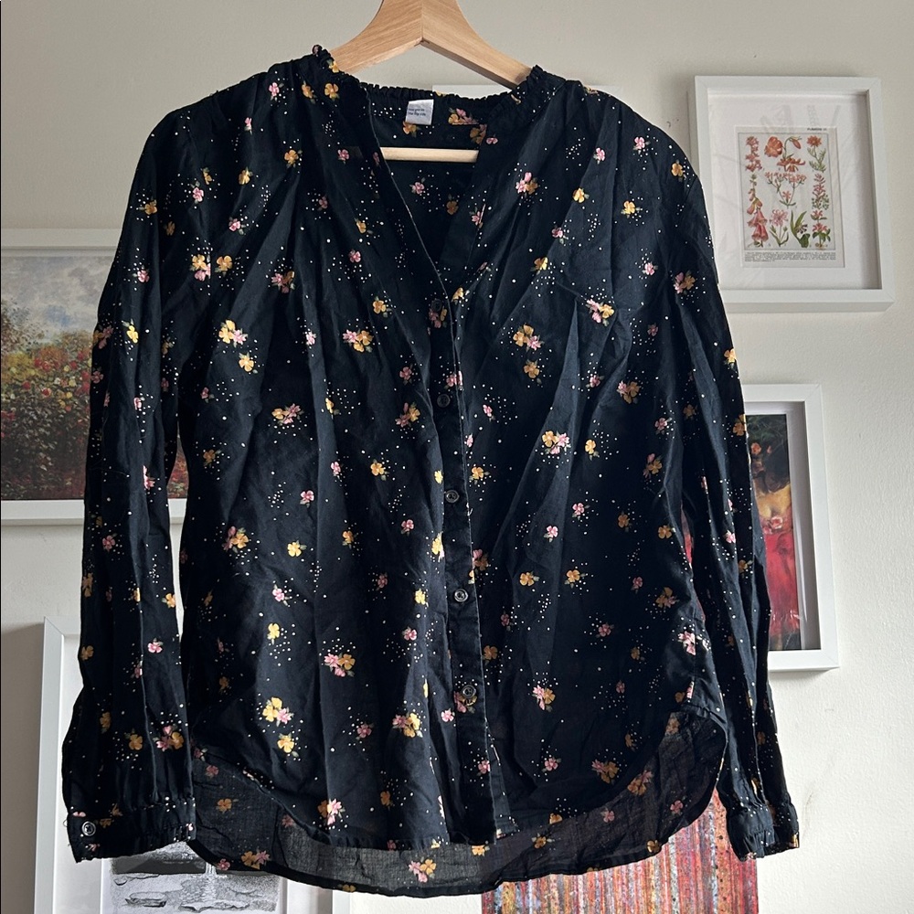 Old Navy Black Floral Top Blouse Button Down Shirt